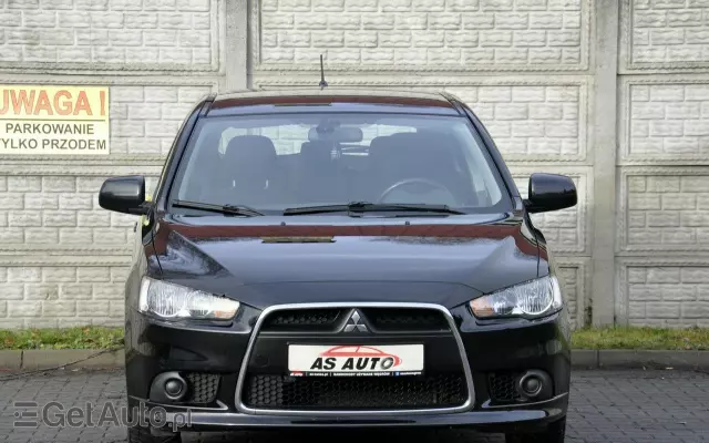 MITSUBISHI Lancer 1.5 Invite