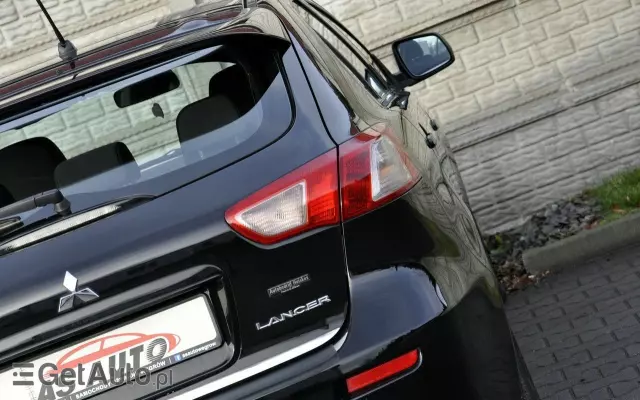 MITSUBISHI Lancer 1.5 Invite