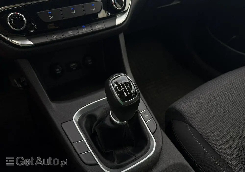 HYUNDAI I30 1.0 T-GDI Classic +