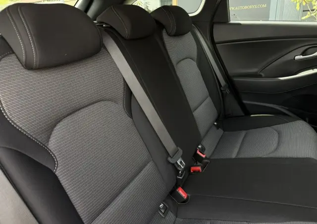 HYUNDAI I30 1.0 T-GDI Classic +