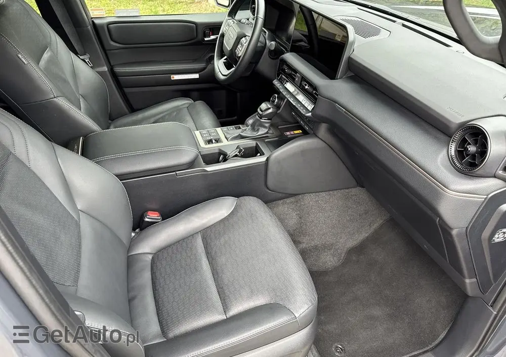 TOYOTA Land Cruiser LC 2.8 D-4D Executive