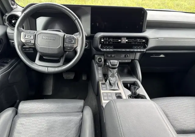 TOYOTA Land Cruiser LC 2.8 D-4D Executive