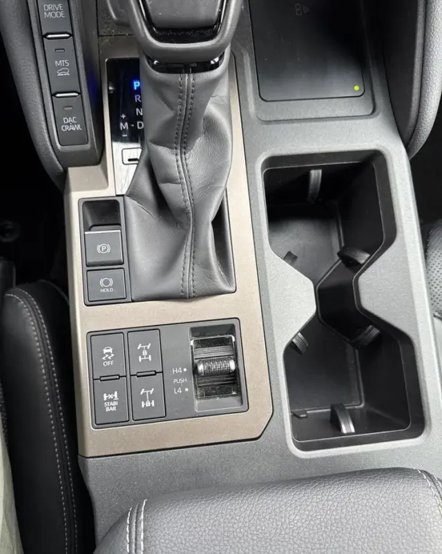 TOYOTA Land Cruiser LC 2.8 D-4D Executive