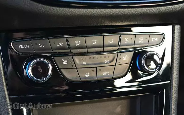 OPEL Astra V 1.6 CDTI Dynamic