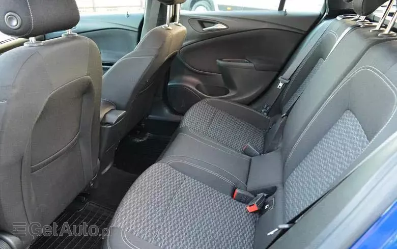 OPEL Astra V 1.6 CDTI Dynamic