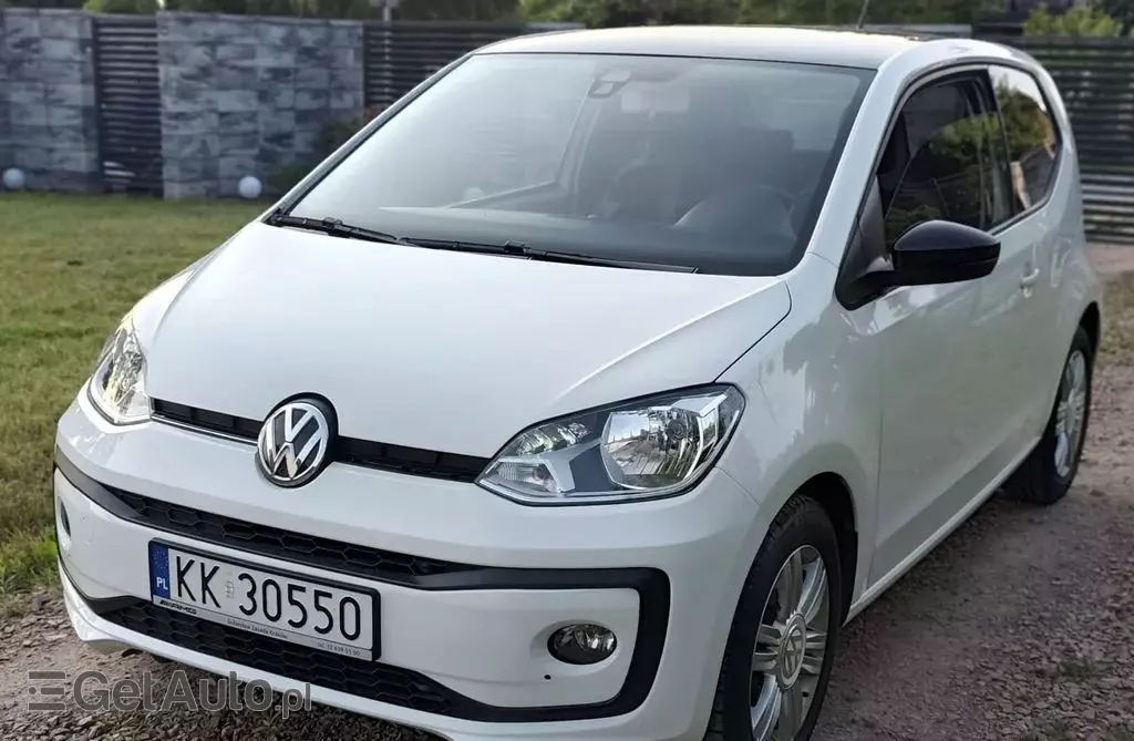 VOLKSWAGEN Up! 