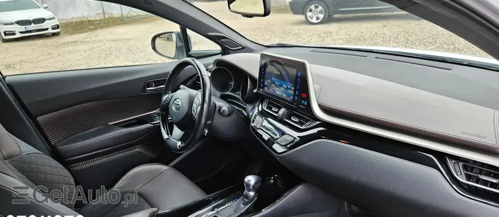 TOYOTA C-HR 1.8 Hybrid Prestige
