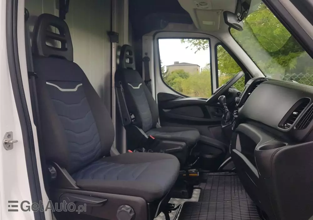 IVECO DAILY KONTENER NISKOPODŁOGOWY 4,43x2,23x2,42 SKLEP FOODTRUCK BAR KLIMA KONIOWÓZ KAMPER 