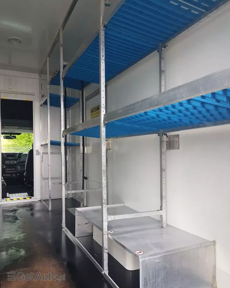 IVECO DAILY KONTENER NISKOPODŁOGOWY 4,43x2,23x2,42 SKLEP FOODTRUCK BAR KLIMA KONIOWÓZ KAMPER 