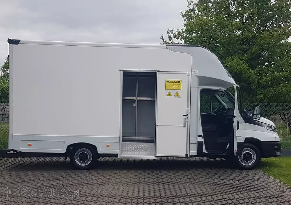 IVECO DAILY KONTENER NISKOPODŁOGOWY 4,43x2,23x2,42 SKLEP FOODTRUCK BAR KLIMA KONIOWÓZ KAMPER 