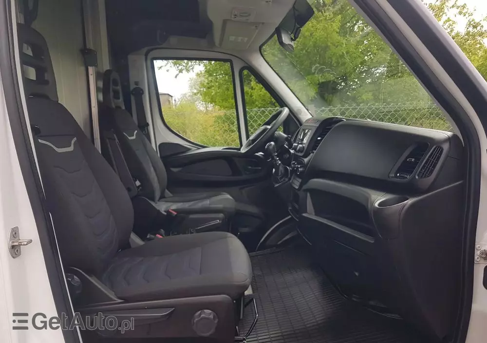 IVECO DAILY KONTENER NISKOPODŁOGOWY 4,43x2,23x2,42 SKLEP FOODTRUCK BAR KLIMA KONIOWÓZ KAMPER 