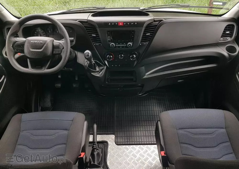 IVECO DAILY KONTENER NISKOPODŁOGOWY 4,43x2,23x2,42 SKLEP FOODTRUCK BAR KLIMA KONIOWÓZ KAMPER 