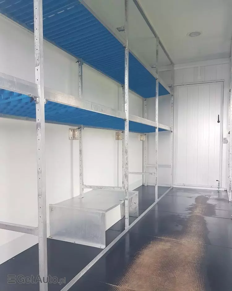 IVECO DAILY KONTENER NISKOPODŁOGOWY 4,43x2,23x2,42 SKLEP FOODTRUCK BAR KLIMA KONIOWÓZ KAMPER 