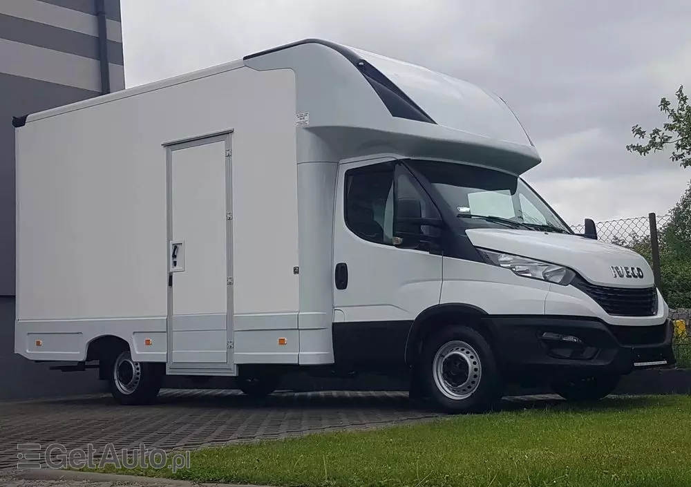 IVECO DAILY KONTENER NISKOPODŁOGOWY 4,43x2,23x2,42 SKLEP FOODTRUCK BAR KLIMA KONIOWÓZ KAMPER 