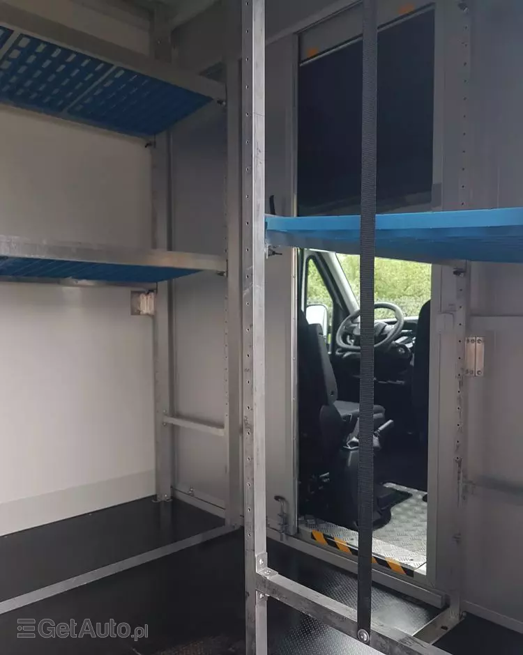 IVECO DAILY KONTENER NISKOPODŁOGOWY 4,43x2,23x2,42 SKLEP FOODTRUCK BAR KLIMA KONIOWÓZ KAMPER 