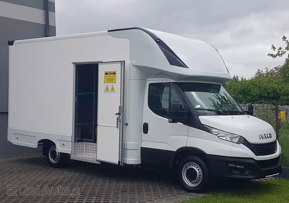 IVECO DAILY KONTENER NISKOPODŁOGOWY 4,43x2,23x2,42 SKLEP FOODTRUCK BAR KLIMA KONIOWÓZ KAMPER 