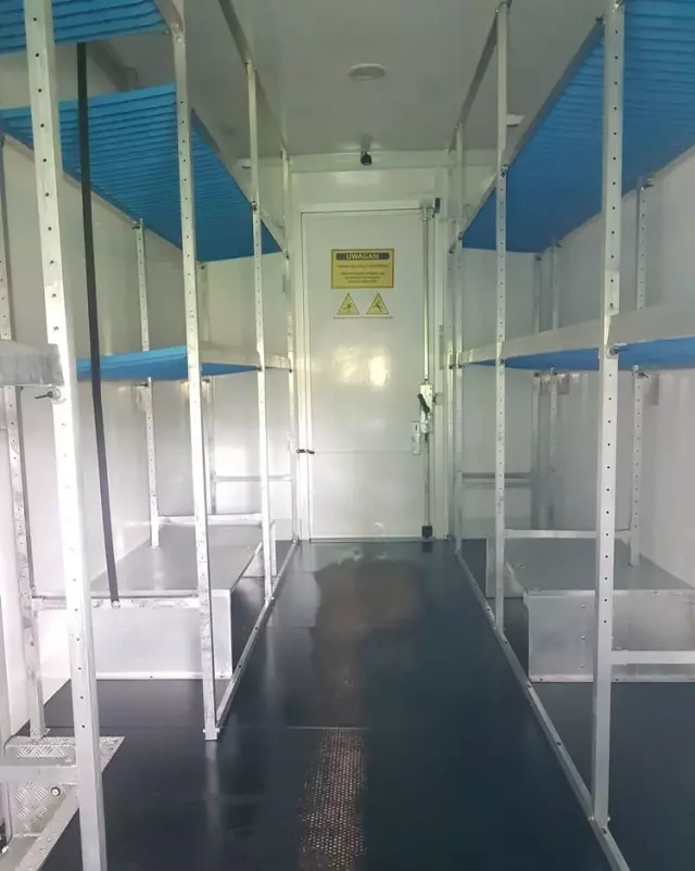 IVECO DAILY KONTENER NISKOPODŁOGOWY 4,43x2,23x2,42 SKLEP FOODTRUCK BAR KLIMA KONIOWÓZ KAMPER 