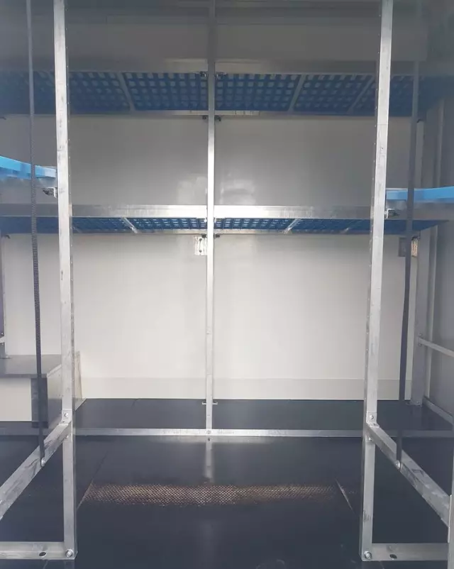 IVECO DAILY KONTENER NISKOPODŁOGOWY 4,43x2,23x2,42 SKLEP FOODTRUCK BAR KLIMA KONIOWÓZ KAMPER 