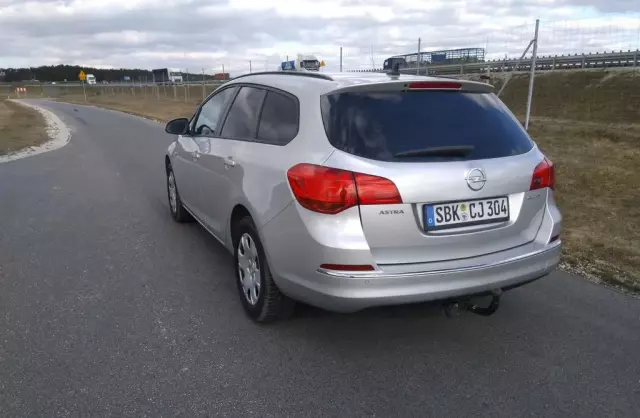 OPEL Astra 
