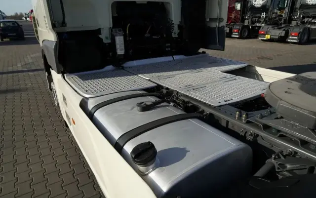 DAF XF 480 / SPACE CAB / RETARDER / KLIMATYZACJA POSTOJOWA / 