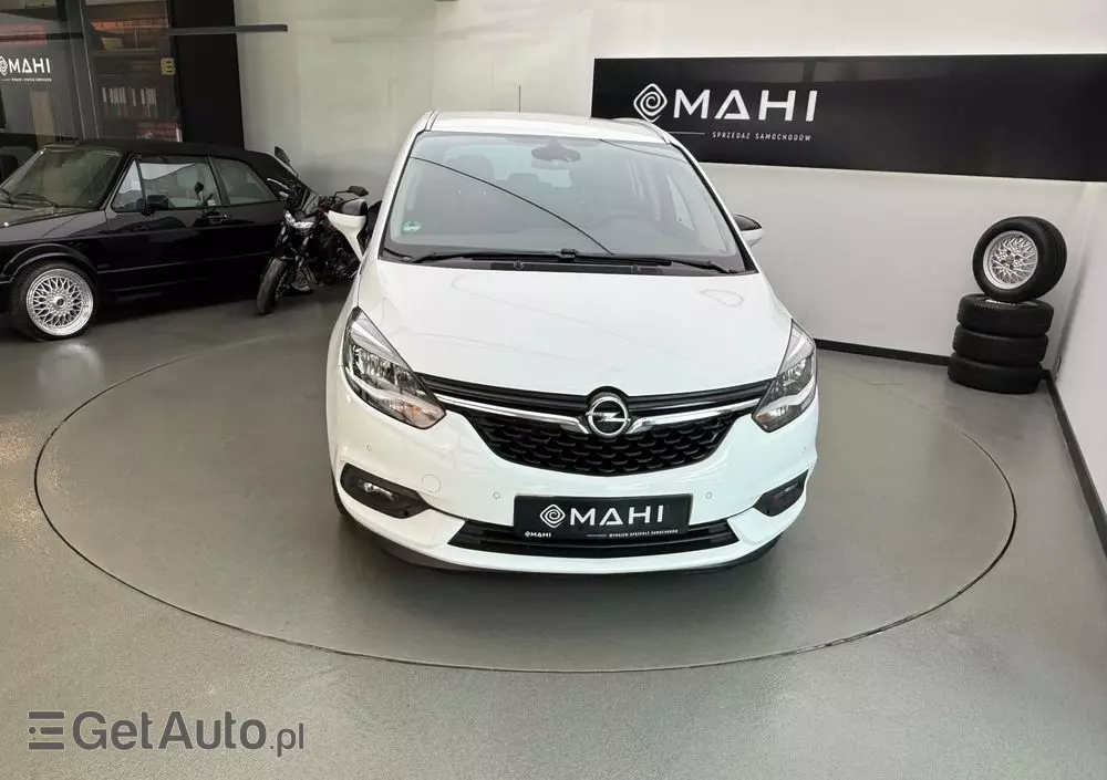 OPEL Zafira Tourer 1.4 Turbo Innovation