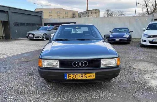 AUDI 80 