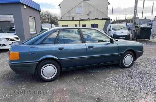AUDI 80 