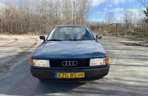 AUDI 80 