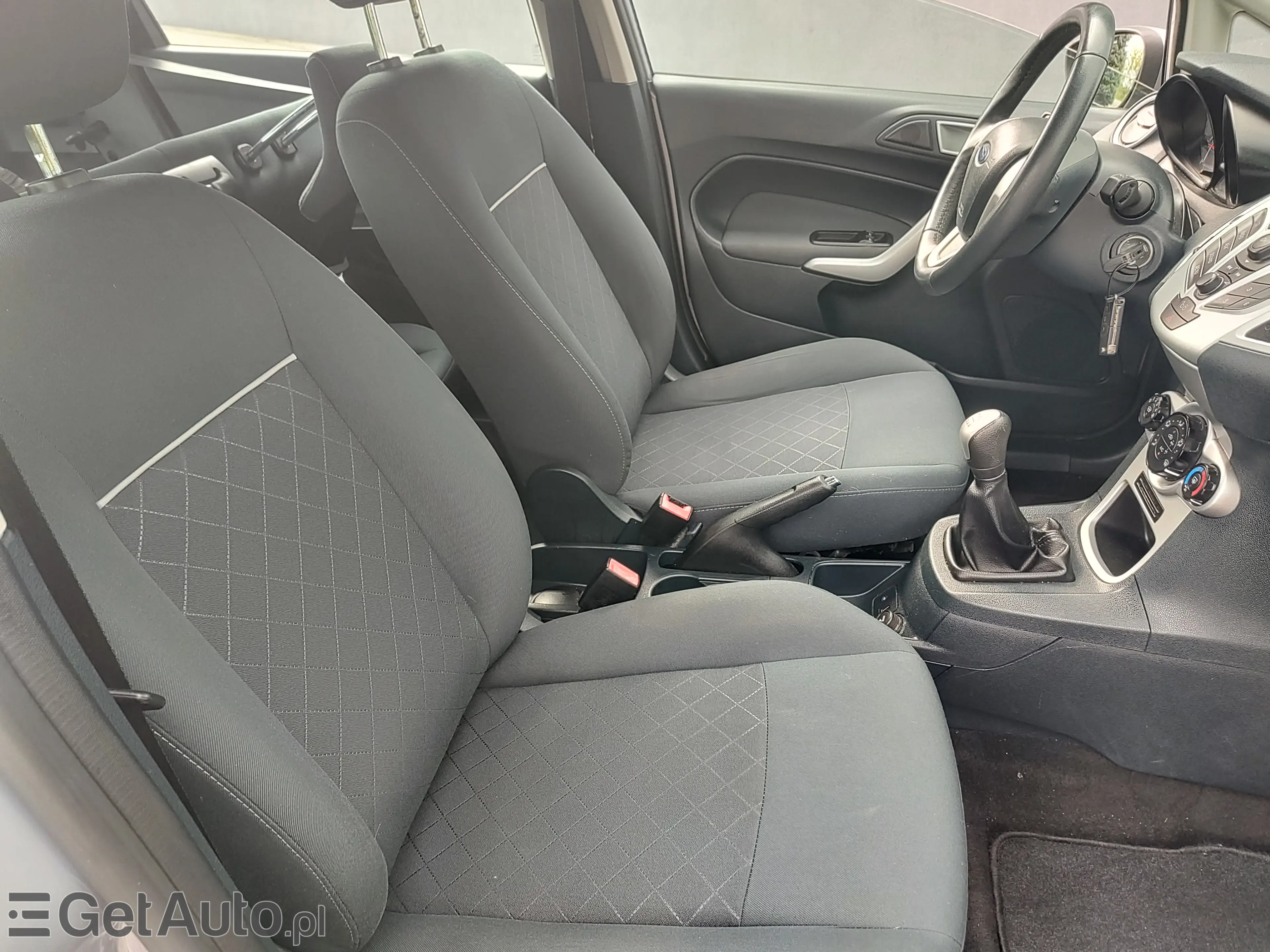 FORD Fiesta Silver X