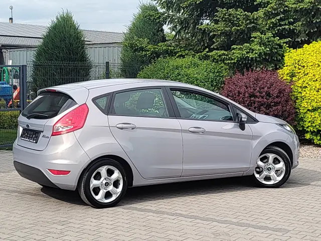 FORD Fiesta Silver X