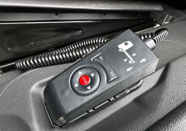 MERCEDES-BENZ ATEGO 1223L 