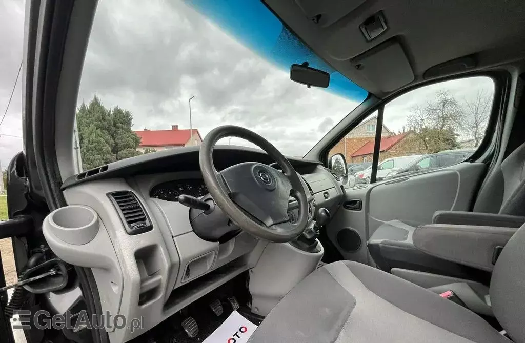 OPEL Vivaro 