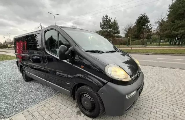 OPEL Vivaro 