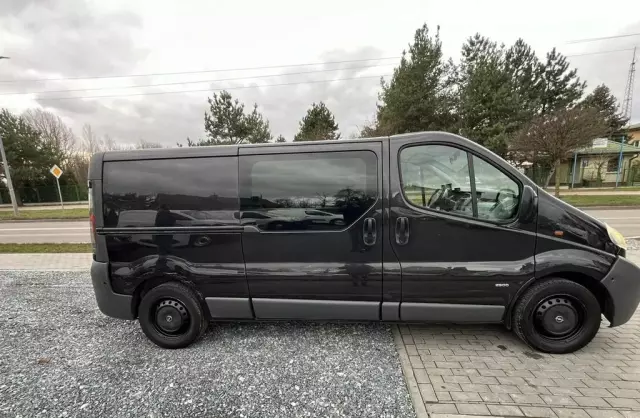 OPEL Vivaro 