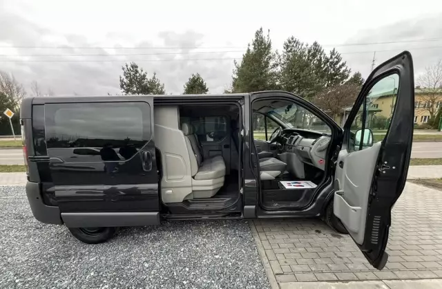OPEL Vivaro 
