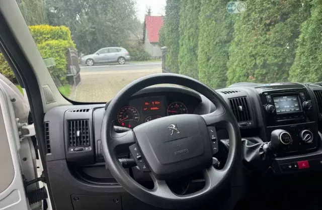PEUGEOT Boxer 