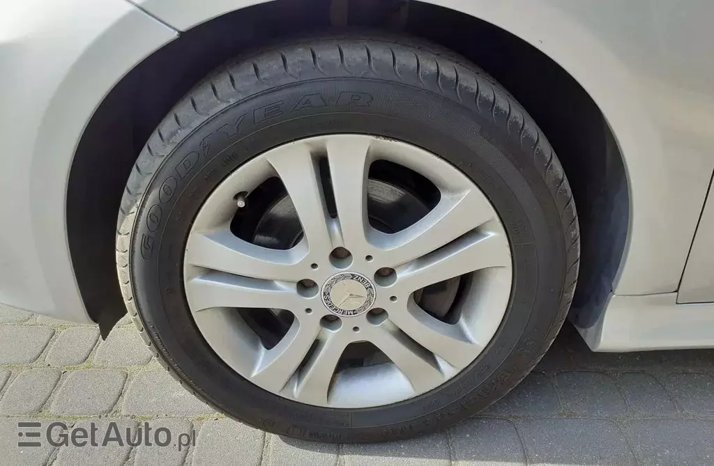 MERCEDES-BENZ Klasa B 