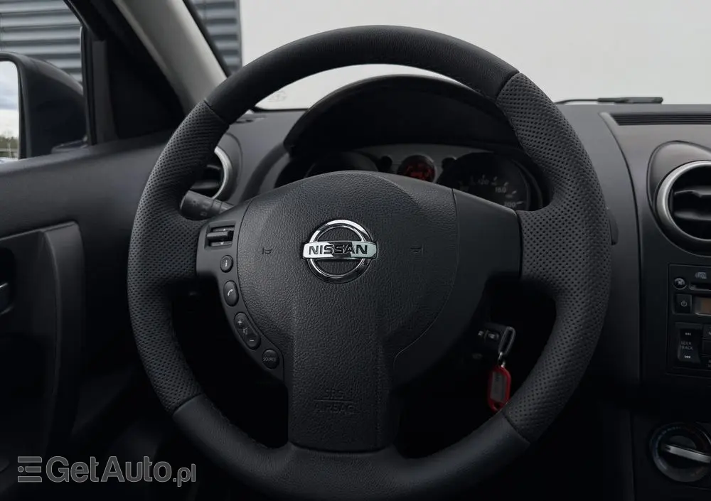 NISSAN Qashqai+2 2.0 Visia