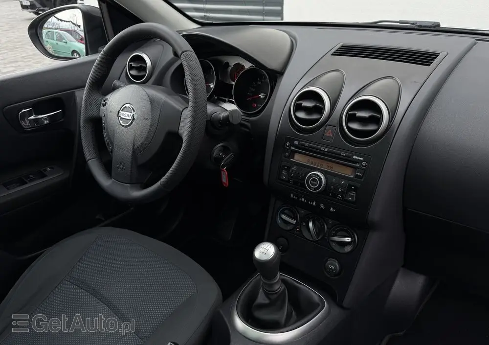 NISSAN Qashqai+2 2.0 Visia