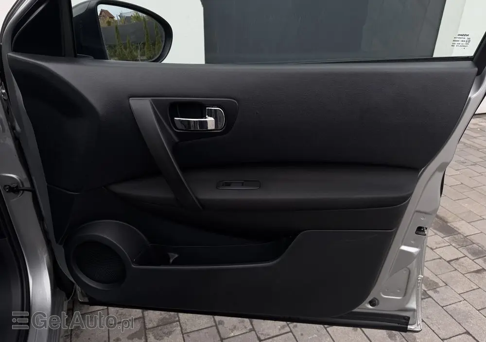 NISSAN Qashqai+2 2.0 Visia