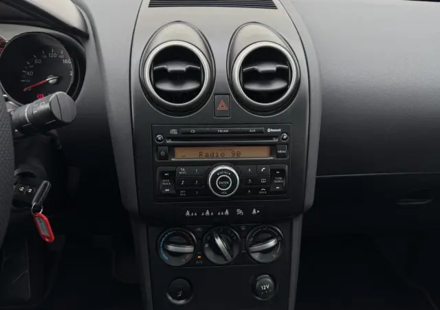 NISSAN Qashqai+2 2.0 Visia