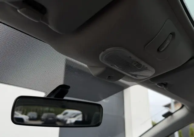 NISSAN Qashqai+2 2.0 Visia