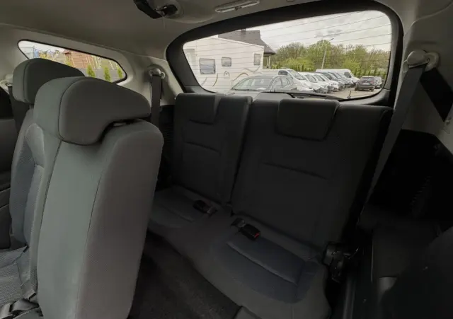 NISSAN Qashqai+2 2.0 Visia