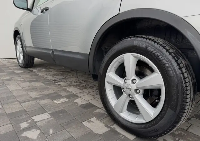 NISSAN Qashqai+2 2.0 Visia