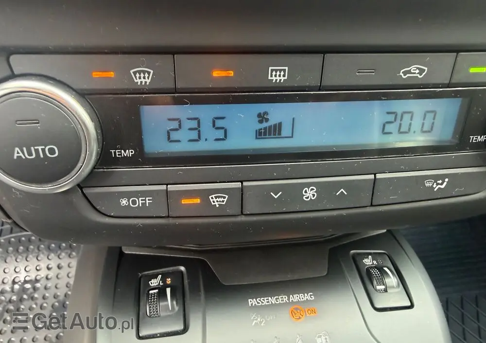 TOYOTA Avensis 2.0 Selection MS