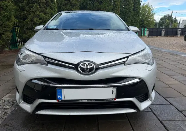 TOYOTA Avensis 2.0 Selection MS