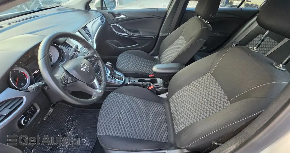 OPEL Astra 1.4 T Dynamic S&S
