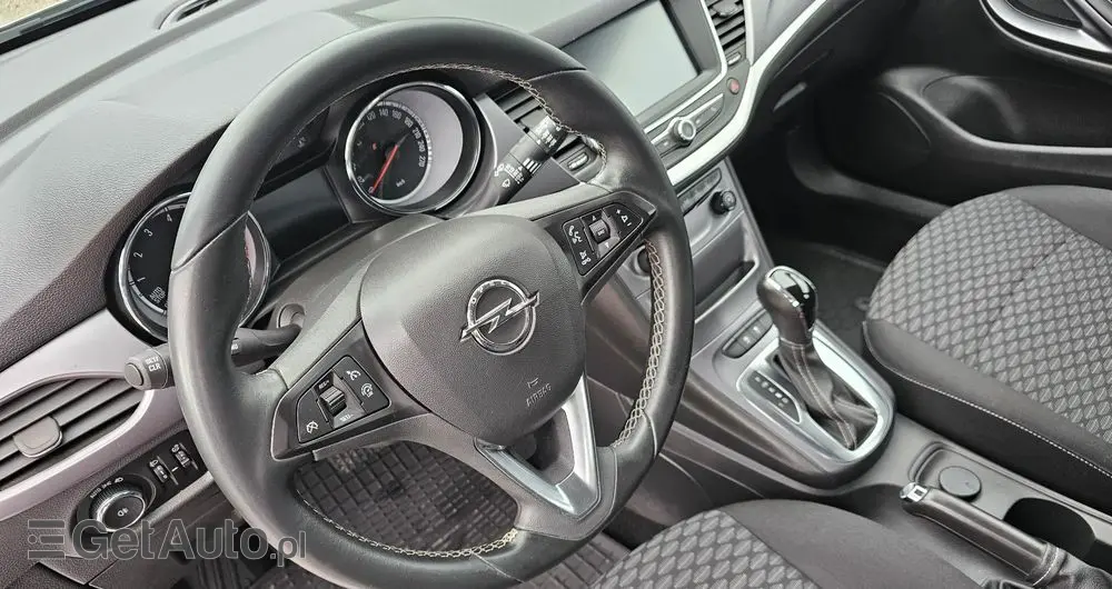 OPEL Astra 1.4 T Dynamic S&S