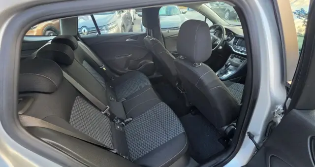 OPEL Astra 1.4 T Dynamic S&S