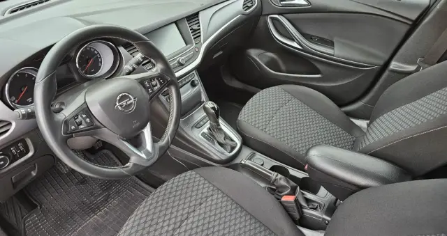 OPEL Astra 1.4 T Dynamic S&S